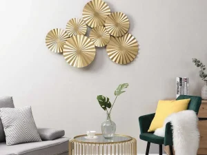 Clearance Ronde Metalen Wanddecoratie - B118 X H71 Cm - Goudkleurig - June Decoratieve Wandplaat